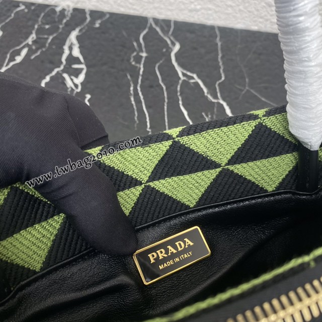 Prada專櫃新款刺繡織物新款肩背女包 1BA368 普拉達刺繡織物提花圖案手提包 csp1519